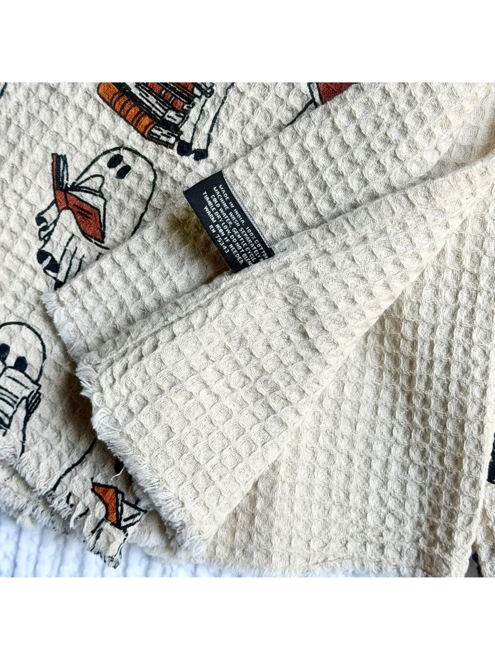 Rachel Zoe Ghosts Reading Books 3 Kitchen Towel Set Viral Halloween Decor NWT